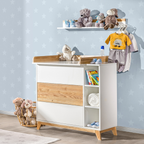 Nordik wandplank – gemonteerd aan de muur