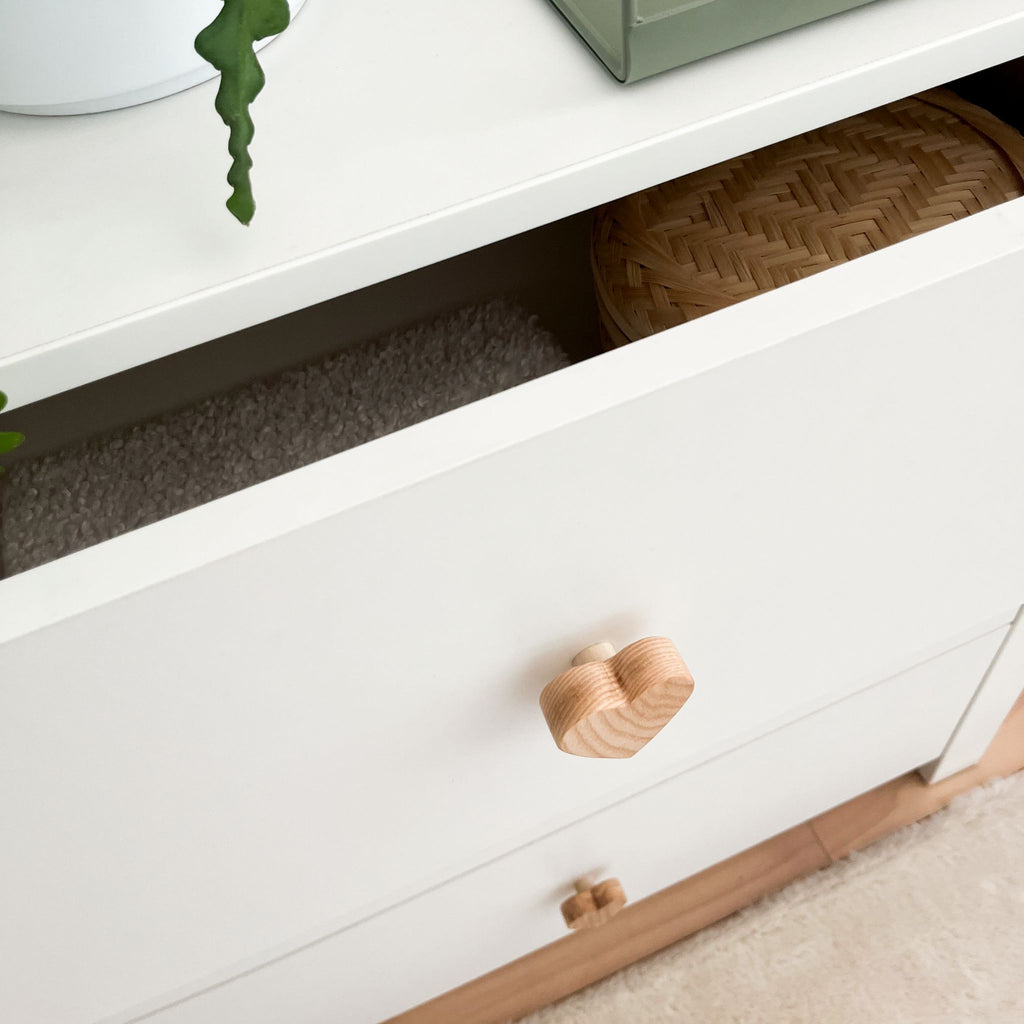 Lieve commode met verschoonblad – maattekening