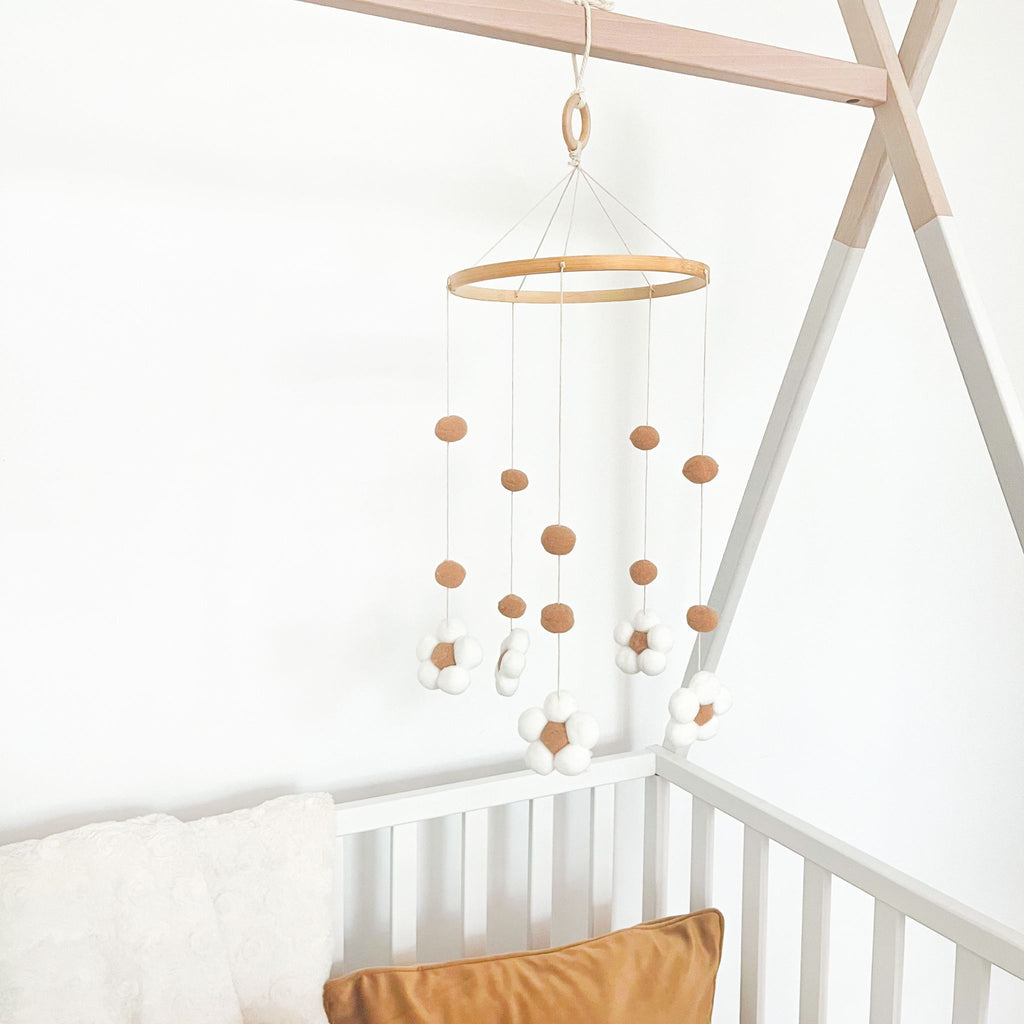 Tipi Dreamy babybed met lade en wieltjes – functie