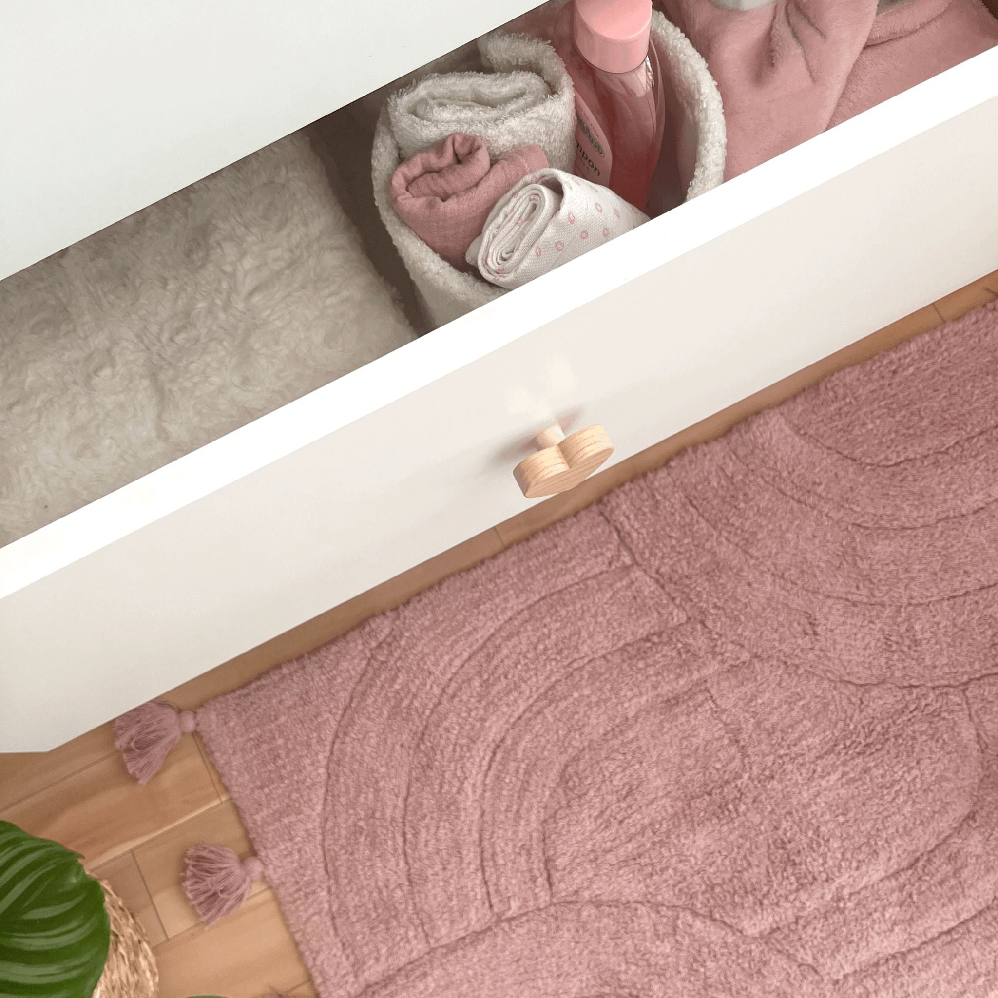 Lieve commode met verschoonblad – functie