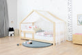 Chiffon dakje voor huisbed in kinderkamer