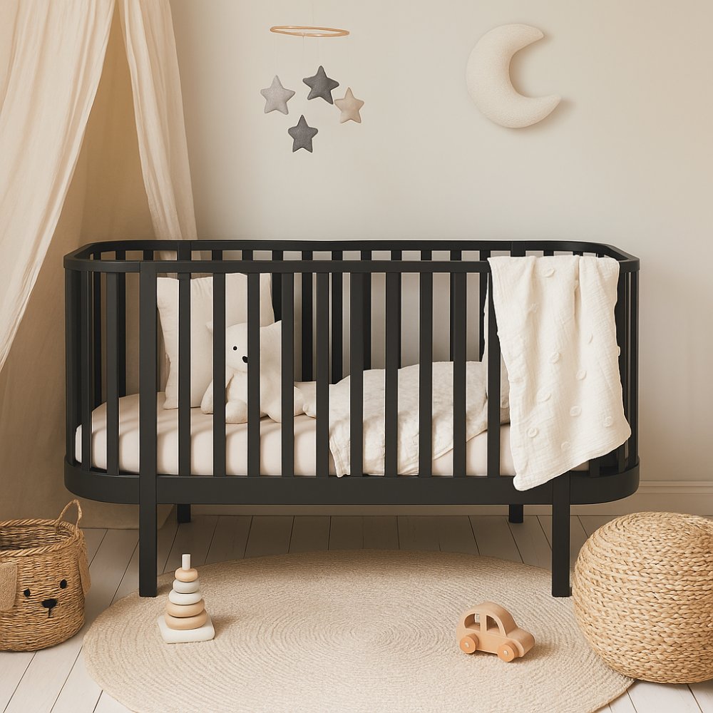 Grand kinderbed zwart als sofa in kinderkamer