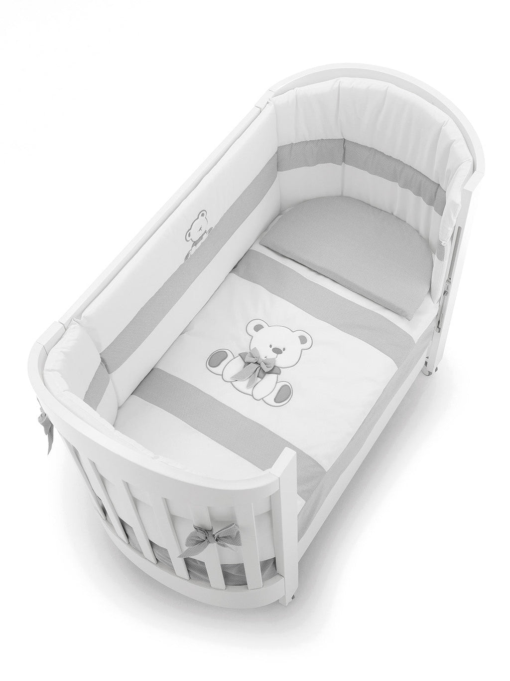 Bas ovaal babybed met grijs textiel