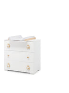 Kiki commode met uitgeschoven verzorgingsblad