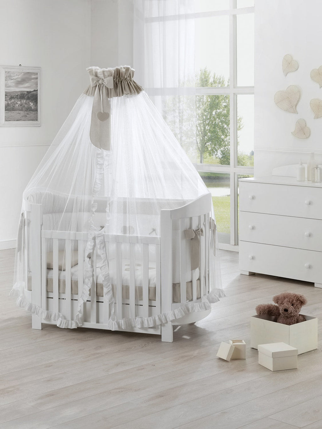 Loes ovaal babybed detail