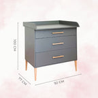Noor commode grijs detail houten greep en styling