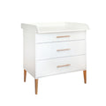Noor commode wit met verschoonblad en houten grepen