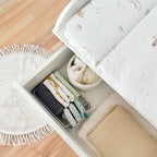 Puur commode greeploos wit – lade open