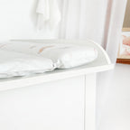 Puur commode greeploos wit – detail lade