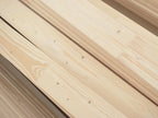 Sem kinderbed, detail van het massieve hout