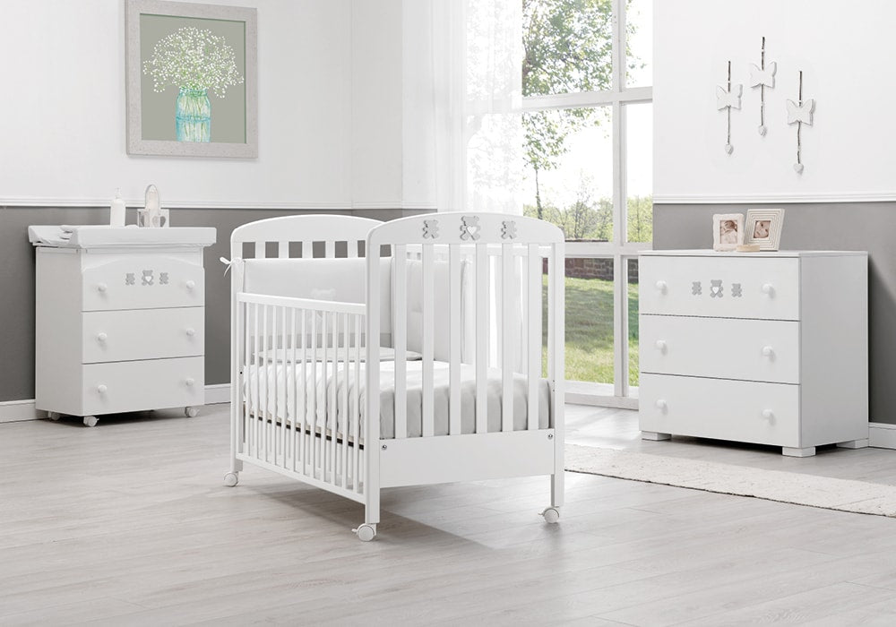 Juul babykamer grijs met kledingkast